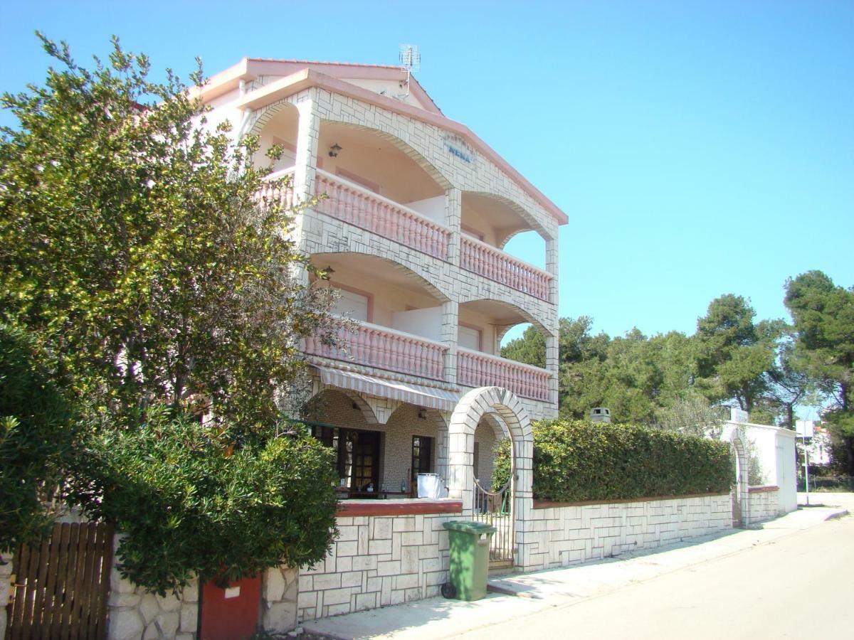 Apartmani Nena Povljana Dış mekan fotoğraf